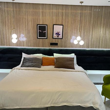 Austra Hotels And Apartments Maitama Abuja Bagian luar foto