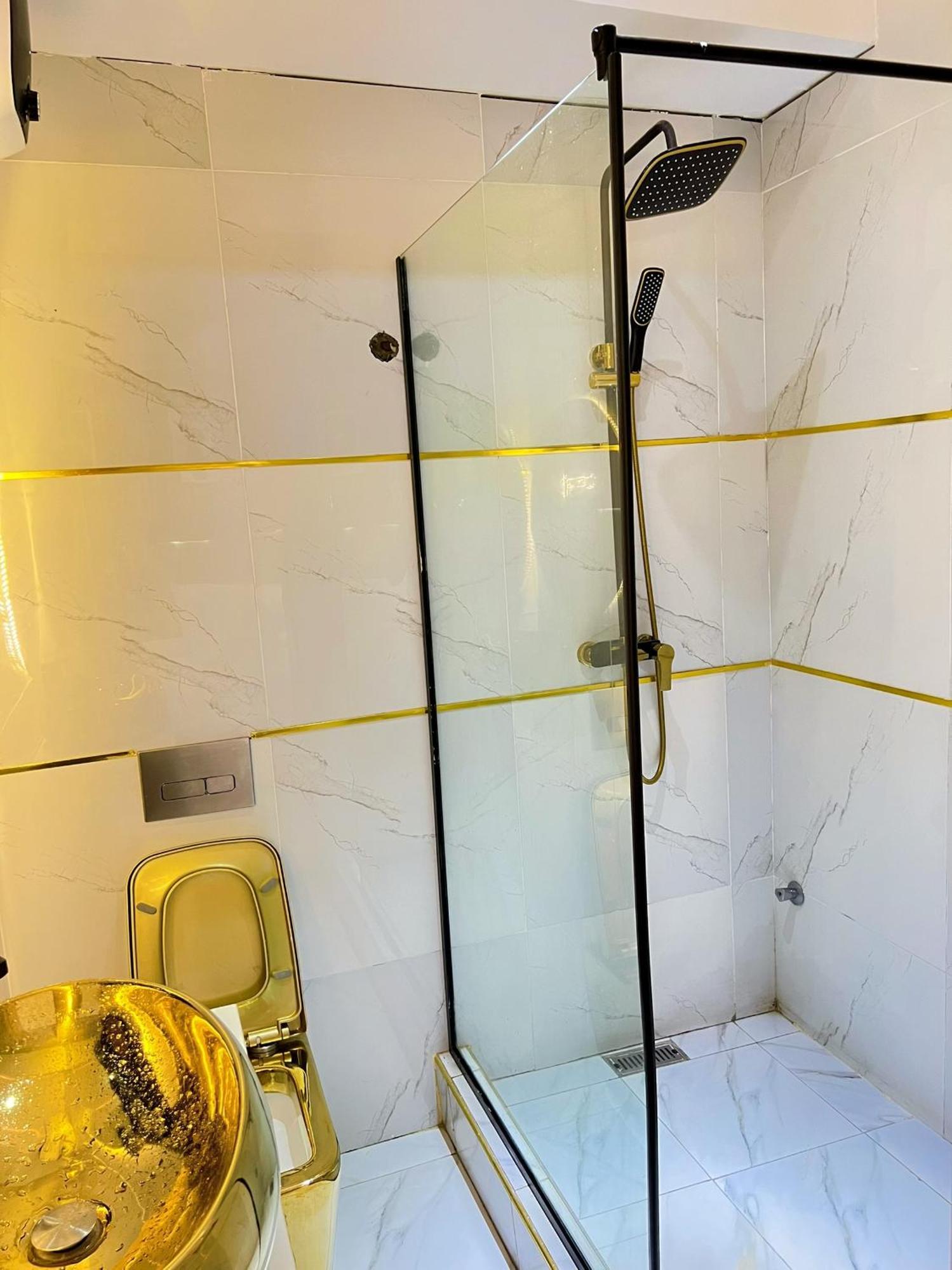 Austra Hotels And Apartments Maitama Abuja Bagian luar foto