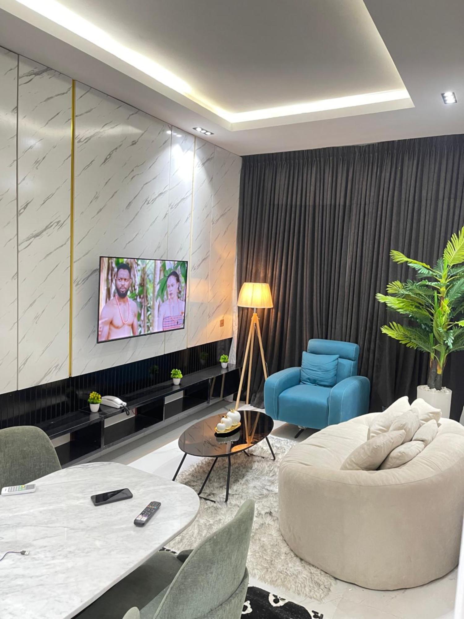 Austra Hotels And Apartments Maitama Abuja Bagian luar foto