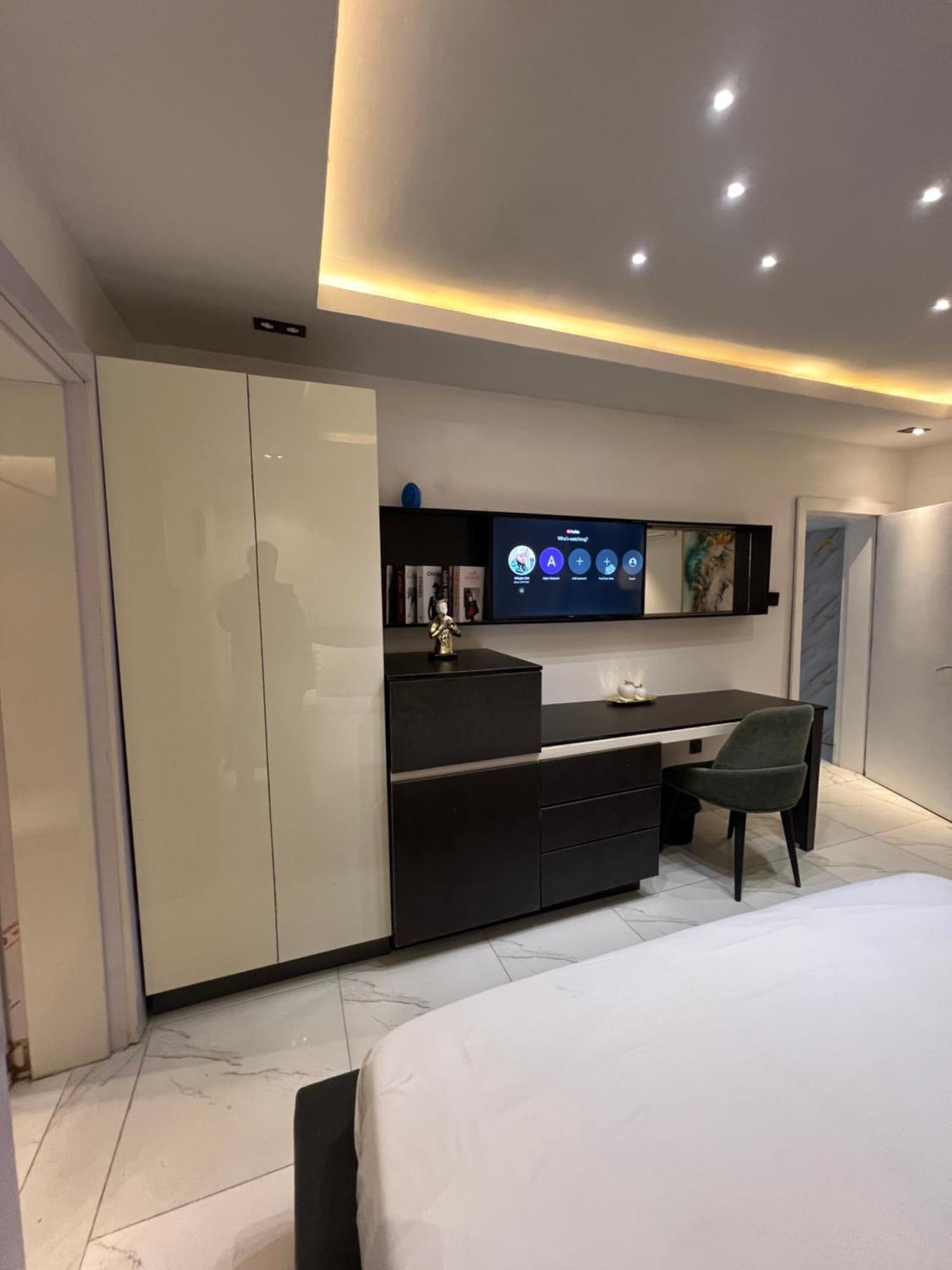 Austra Hotels And Apartments Maitama Abuja Bagian luar foto